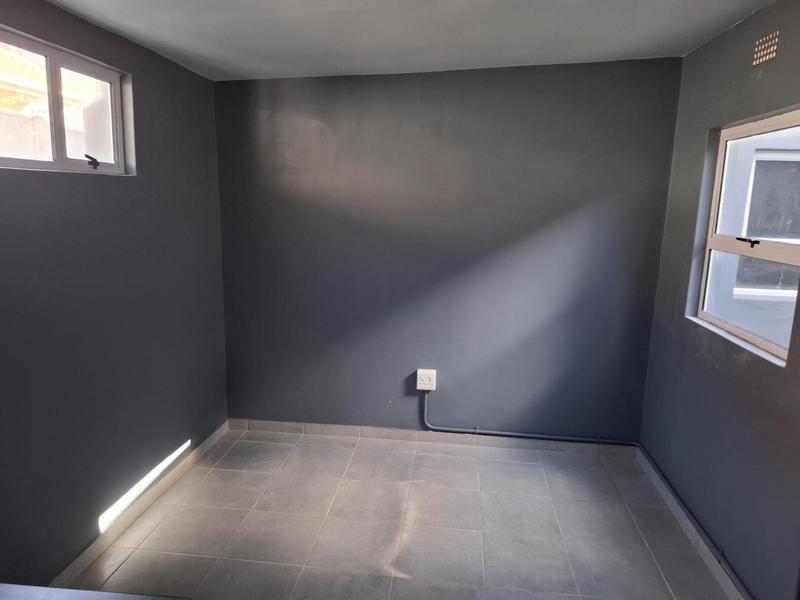 To Let 1 Bedroom Property for Rent in Maitland Western Cape